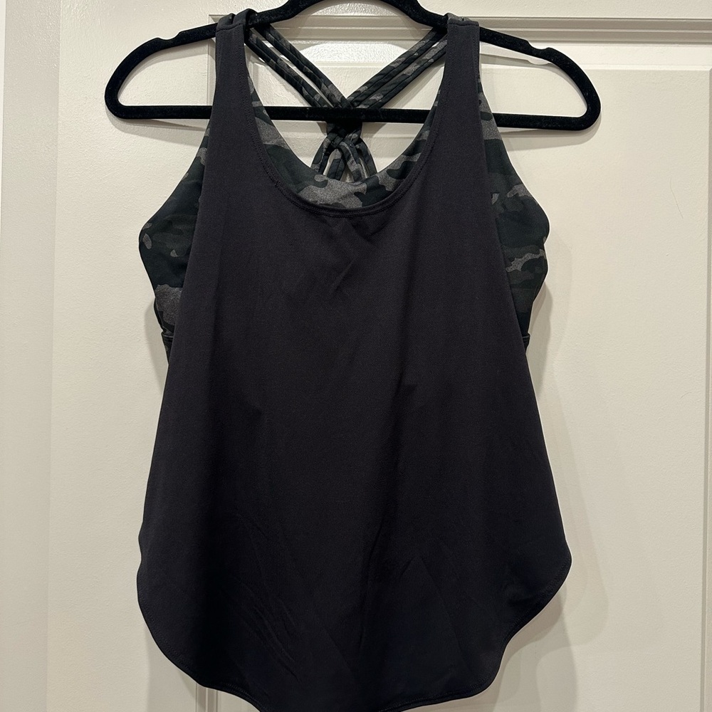 Fabletics Giselle Powertouch Light Built-In Bra Swing Tank